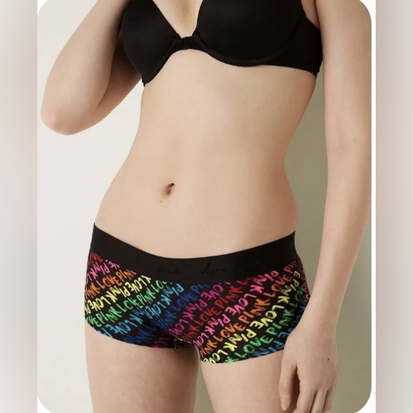 Victoria's Secret Everywhere
Strappy Back Push Up Bra 40B 40D 40DD 36C 34DD
36B - Picture 7 of 8